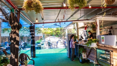 סוס קפה – עגלת קפה2.jpg